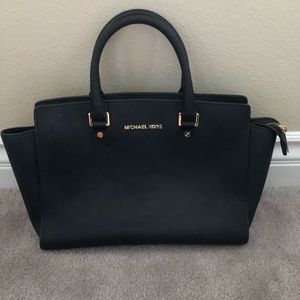 Michael Kors black purse